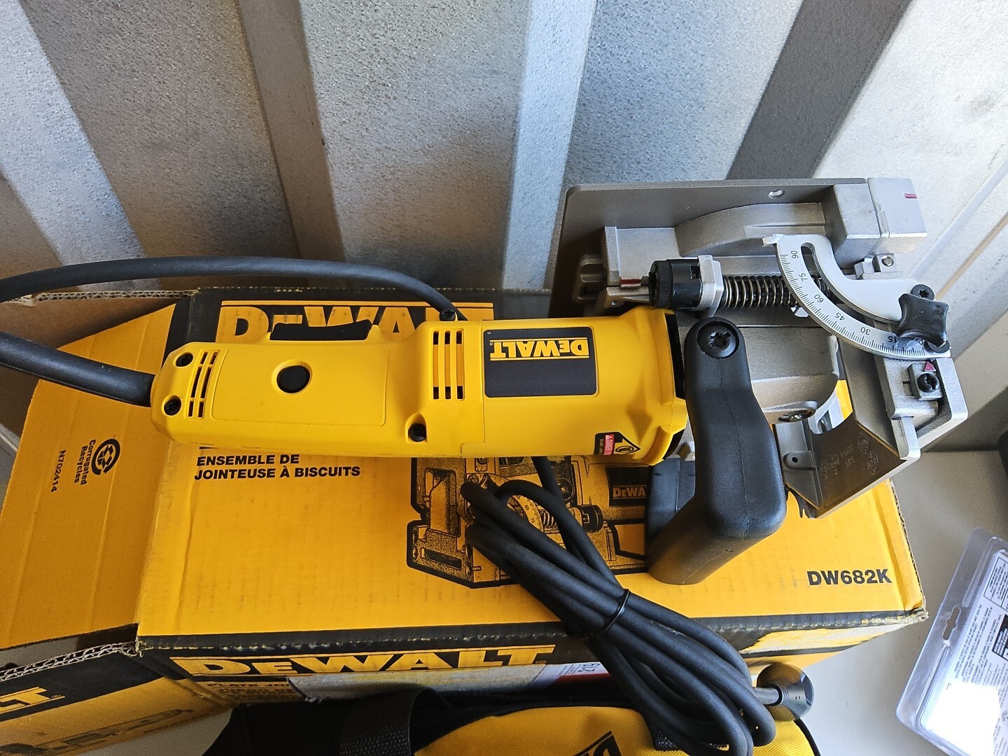 DEWALT DW682K 120V Plate Joiner Kit 28873068200 eBay