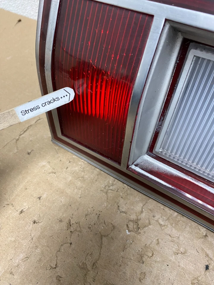 Оригинальный правосторонний задний фонарь 1979 1980 Plymouth Volare правая сторона I9433 DG - Изображение 4 из 4