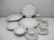 Style House Fine China DUCHESS 5 pc Place Setting For 4  Plus  1 Veg Bow  11"