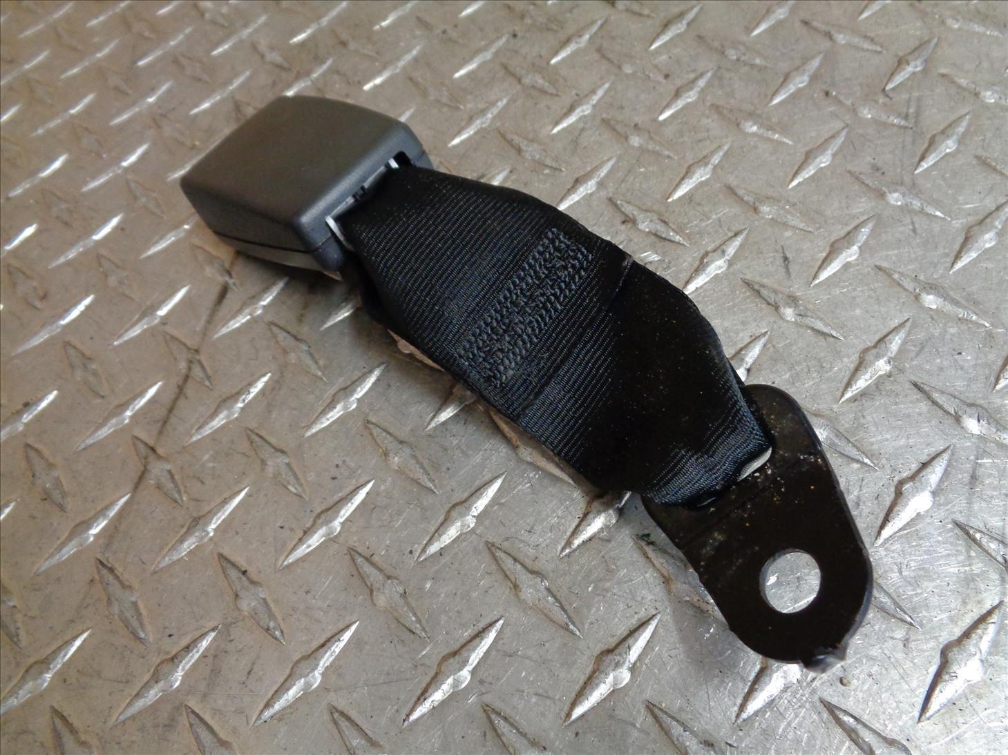 2007 MAZDA3 LH LEFT REAR SEAT BELT BUCKLE LATCH OEM 07 MAZDA 3 I eBay