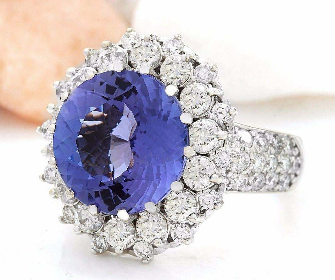 Brilliant Cut Purplish Blue 6.23CT Tanzanite With Pave Set 2.03CT