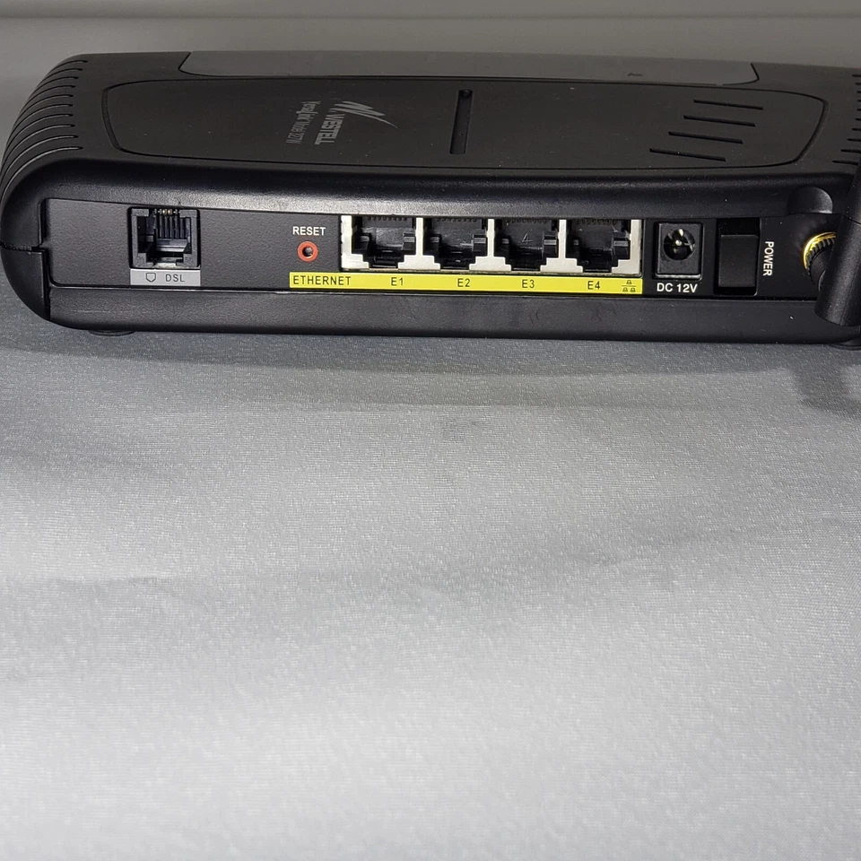 Westell VersaLink DSL Modem Router 4-port Wireless - Image 3 of 4