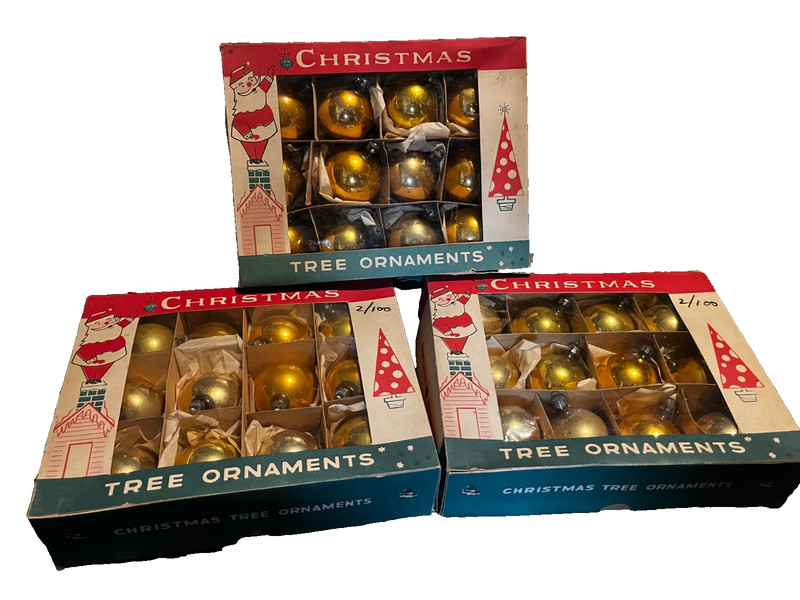 36 VINTAGE FANTASIA BRAND GLASS POLAND GOLD CHRISTMAS ORNAMENTS 50s-60s MCM