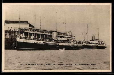 AK Southend, Raddampfer Crested Eagle und Royal Eagle am Southend Pier, Passagi 