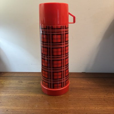 #ad Vintage Aladdin 12” 1 Qt Red Plaid Thermos With Stopper And Cup $19.99