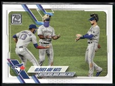 2021 Topps #539 Gloves Are Hats (Gurriel Jr. / Hernandez / Cavan Biggio)