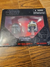 Star Wars KYLO REN & Poe Dameron Helmets 1 Black Series Titanium