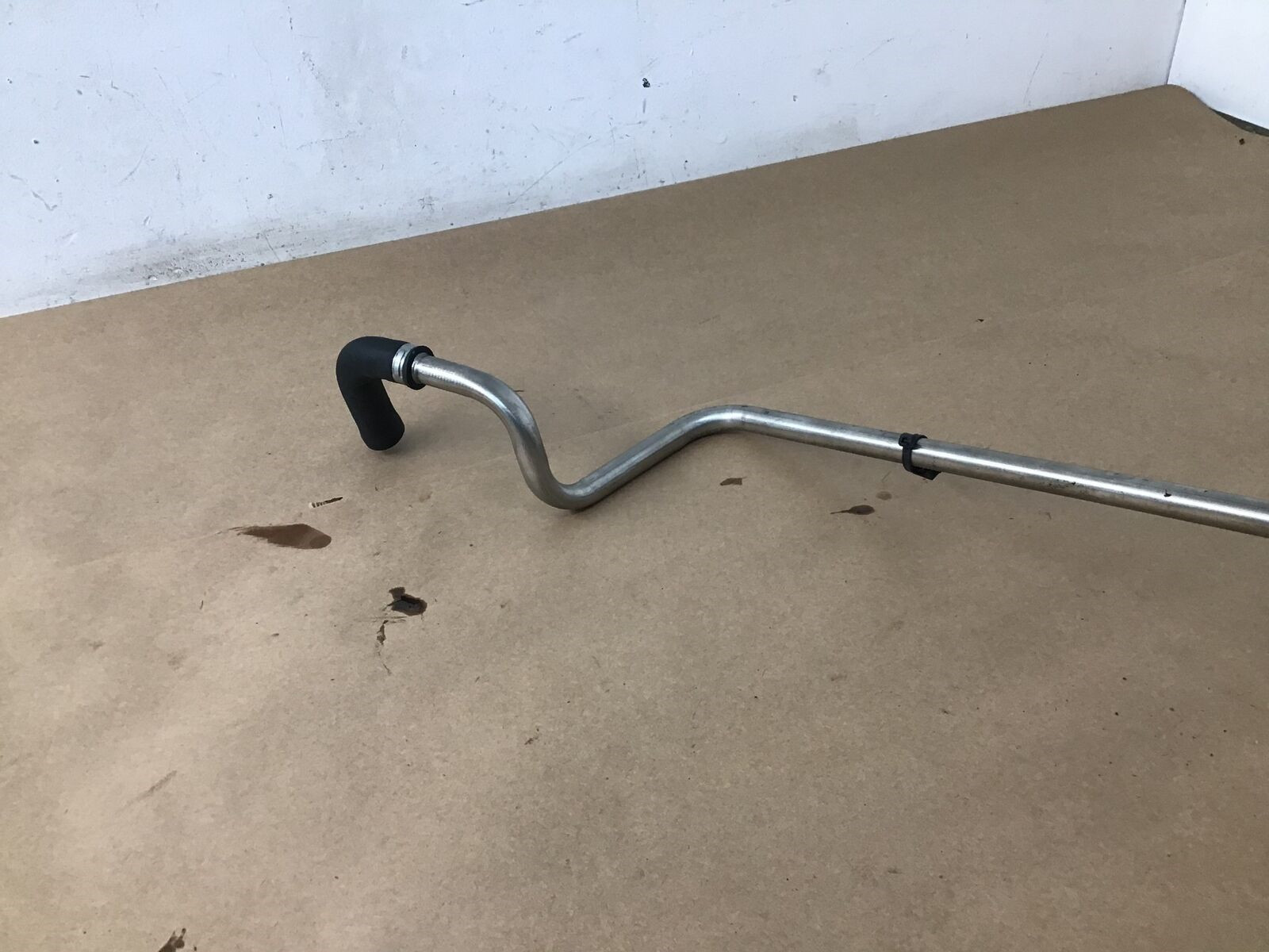 Aston Martin DB9 GT 2016 6.0L Engine Oil Vacuum Line Pipe Hose Tube 13-16 ;:Y