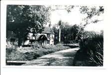 Uncle Toms Cabin Cookham Dean Vintage Postcard V01