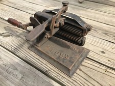 FANCY Antique Fabric Fluting Pleater Crimper Roller Machine Cast Iron Pat 1875