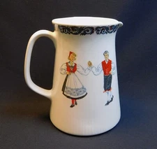 Bergquist Figgjo Flint Norway Hardanger Dancers Pitcher 6.5" Tall