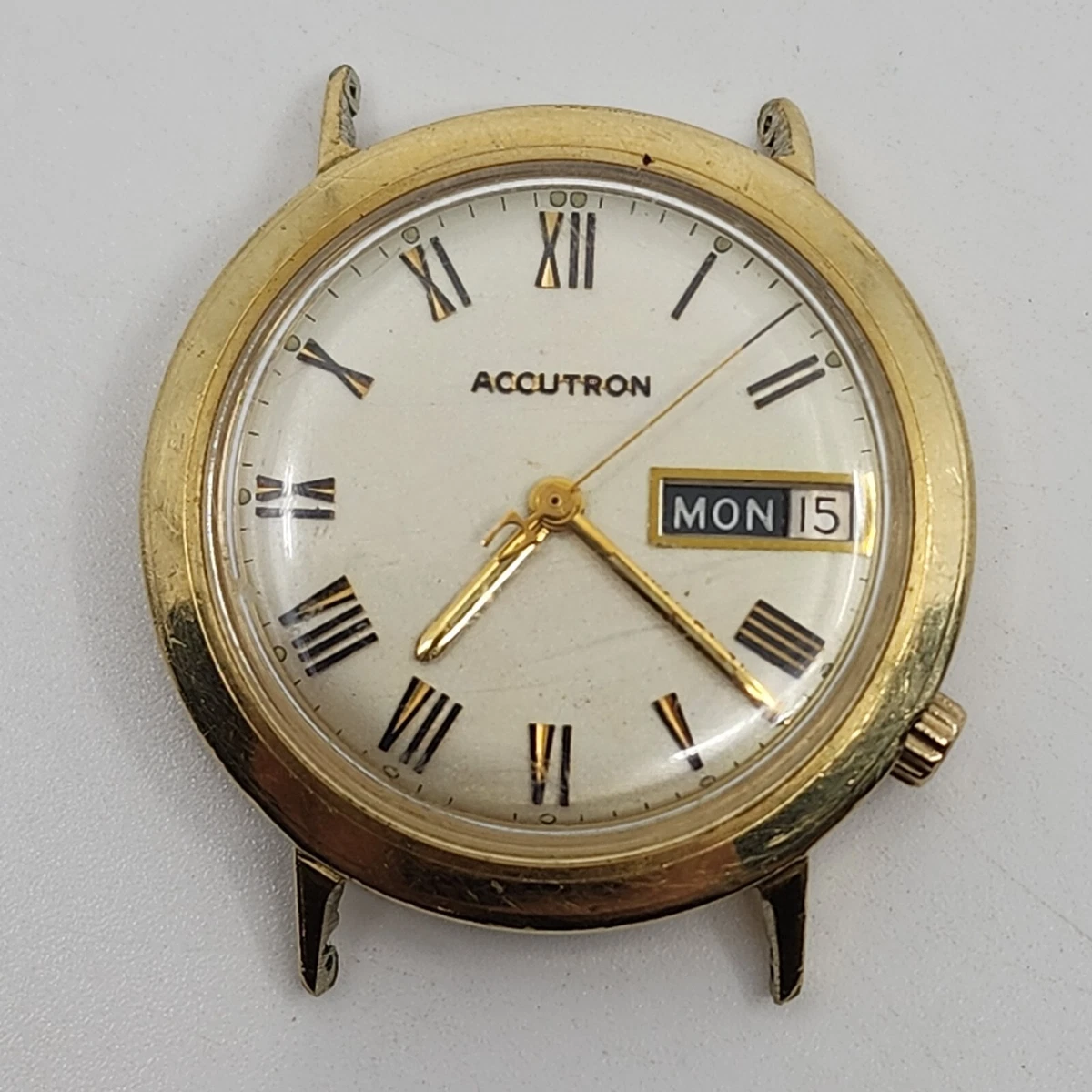 Bulova top accutron 218
