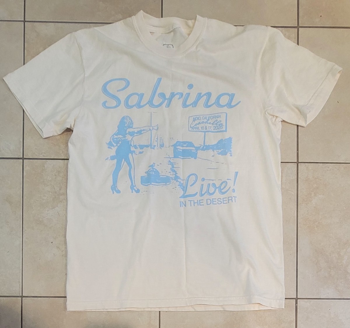 ⭐︎レア⭐︎新品未使用⭐︎サブリナ⭐︎カーペンター⭐︎コーチェラ⭐︎限定⭐︎バンダナ⭐︎ Sabrina Carpenter Coachella Shirt Medium Authentic Brand New | eBay