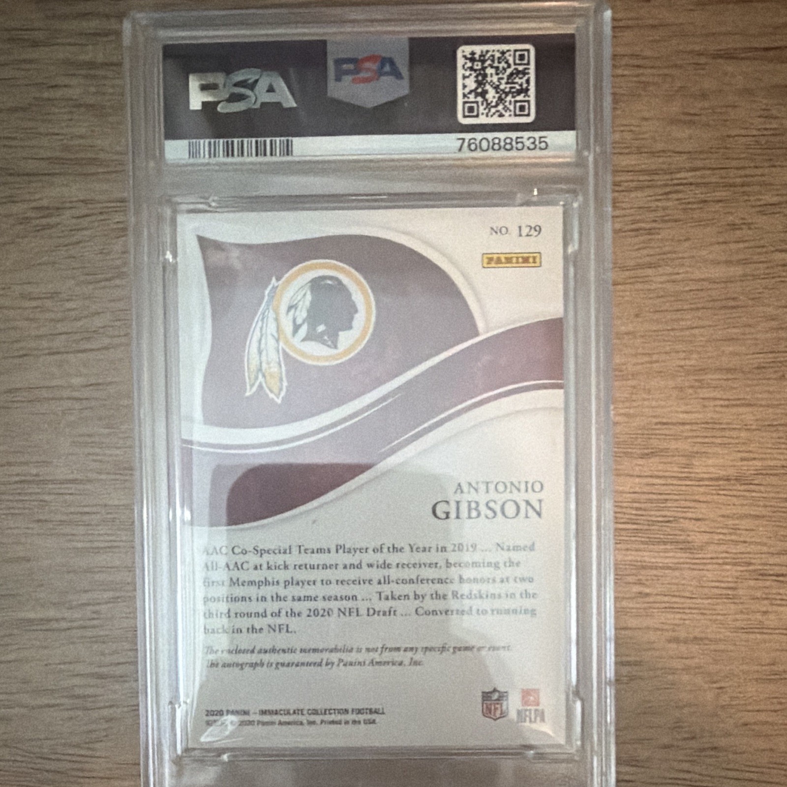 Panini 2020 Immaculate Antonio Gibson RC Patch Auto Gold #129 PSA 8 /25 view 2