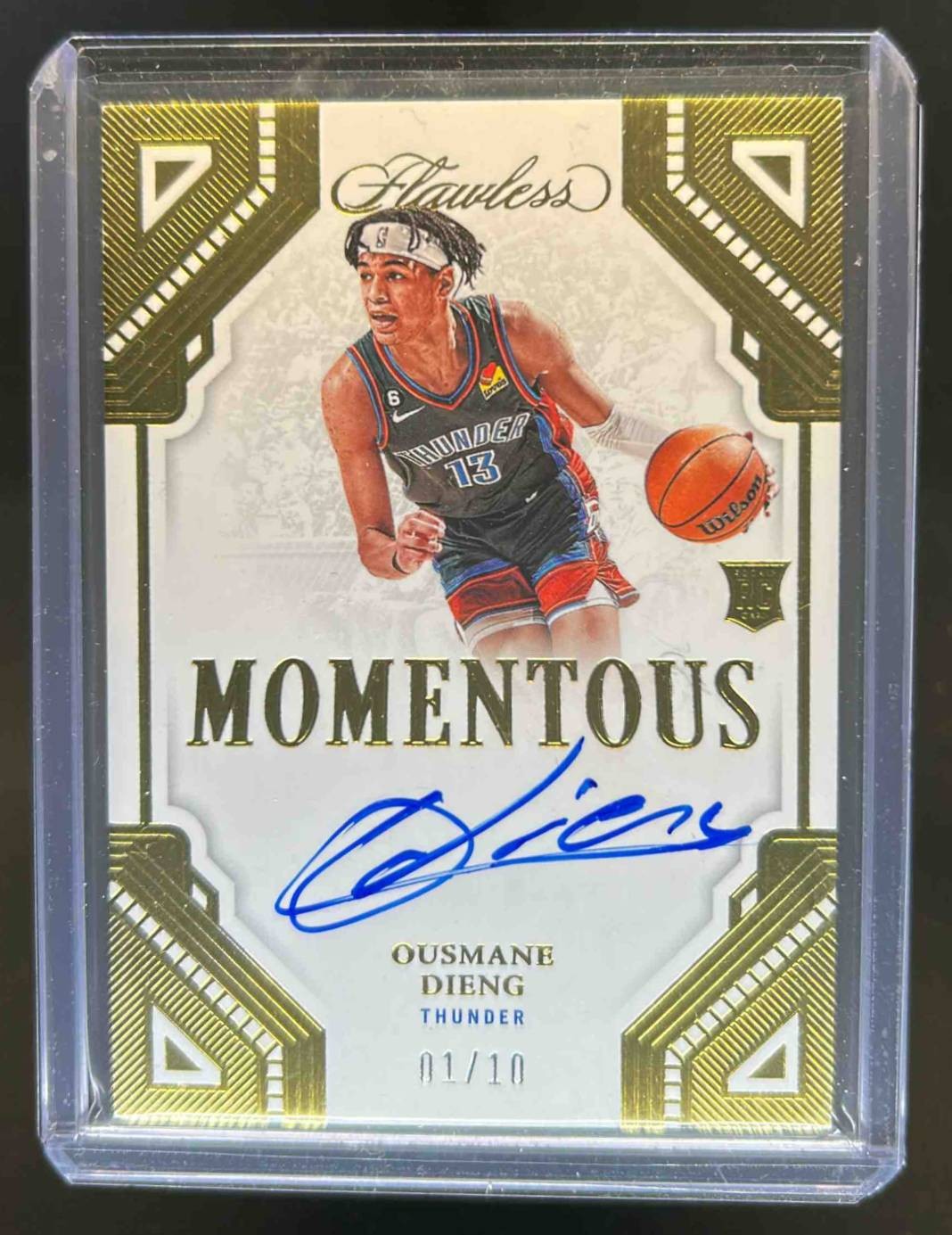 2022-23 Panini Flawless Ousmane Dieng Momentous Auto Rookie RC Gold Rookie #1/10
