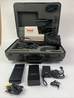 Vintage RCA Camcorder CMR300 Solid State MOS Image Sensor In Factory Case & Acce