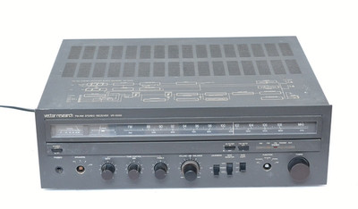 Vector Research VR-5000 AM/FM Stereo Receiver Powers On AS-IS For Parts/Repair