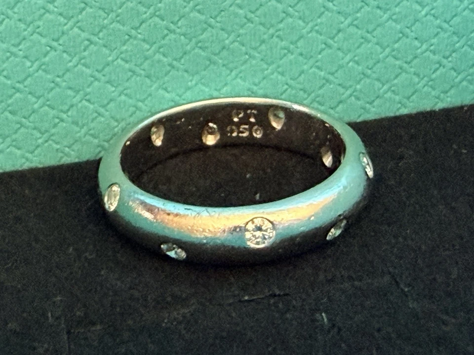 $3300 Tiffany & Co. Etoile Platinum Diamond 4mm Wedding Anniversary Band Ring - Image 4 of 4