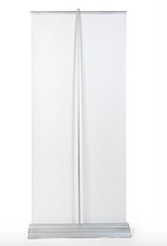 Support de bannière 33"x80" rétractable Premium large base, étui de transport, embouts noirs