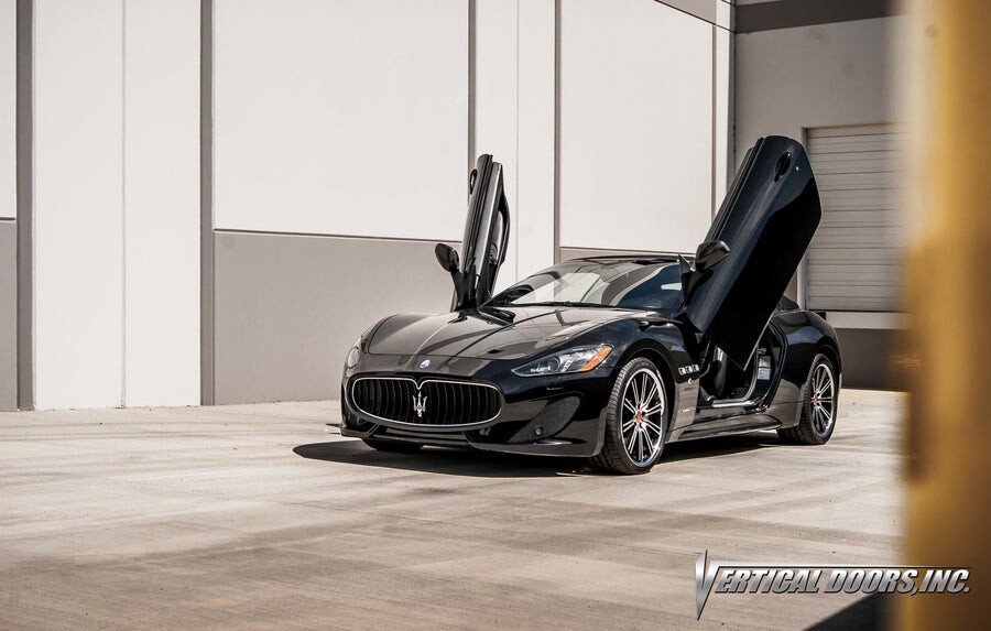 Maserati GranTurismo 2007-2018 Bolt on Vertical Doors Inc kit lambo doors USA