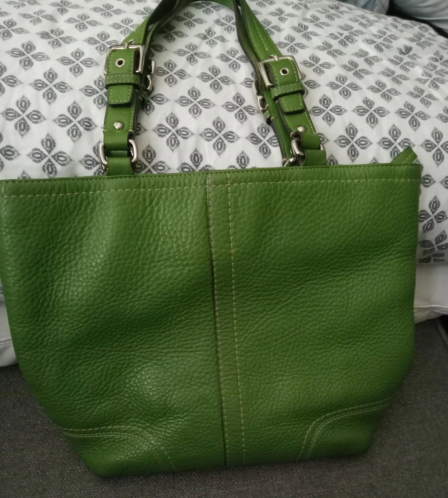 Borsa a mano vintage Coach F13089 verde ciottolato in pelle