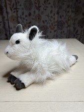 FAO Schwarz White Mountain Billy Goat Soft Plush Animal Laying 13  