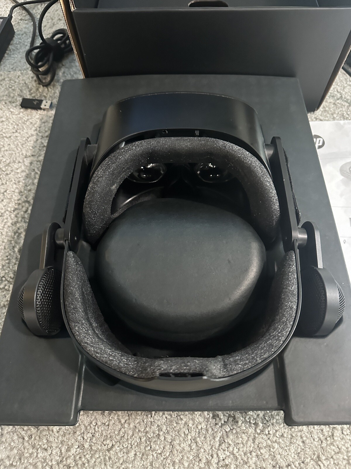 HP Reverb G2 Virtual Reality Headset Black (1G5U1AAABA) 195122339524