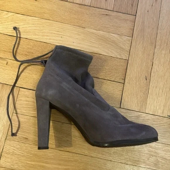 $575 STUART WEITZMAN women's glove tie gray suede ankle boots 9.5 M