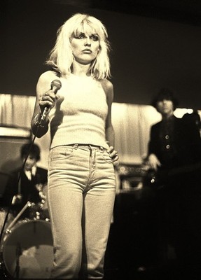 Blondie Singer Debbie Harry Classic Vintage Publicity Picture Photo 8x10