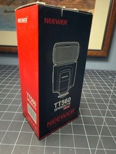 Neewer TT560 Flash Speedlite for DSLR Cameras with Standard Hot Shoe NEW