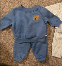 Baby Gap Brannan Bear Sweat Suit 3-6 Months