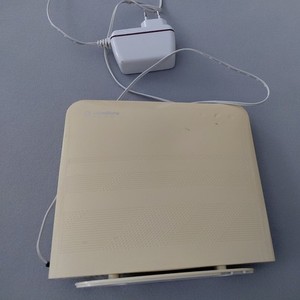 Vodafone DSL-EasyBox 802 WLAN-Router mit Netzteil