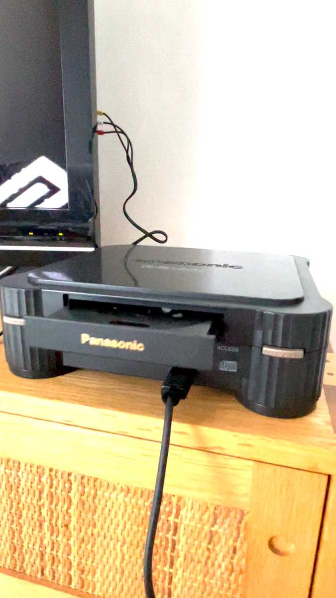 Panasonic REAL 3DO FZー1本体＋コントローラー2個 セット Panasonic 3DO REAL FZ-1 Console System Tested W/Controller