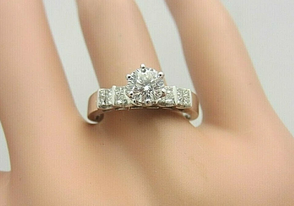 18k white gold princess online cut diamond engagement ring