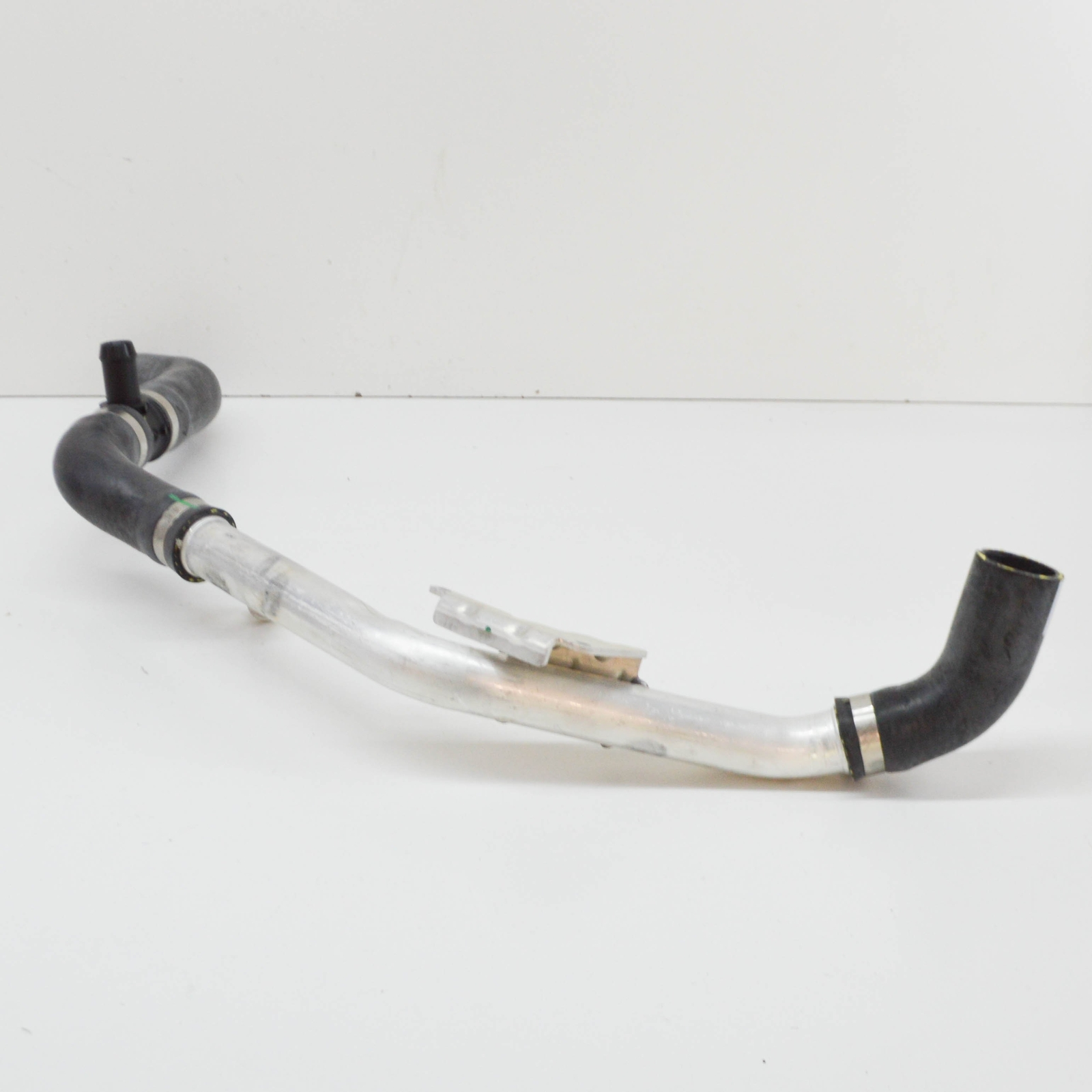 NEU FORD S-MAX MK2 KÜHLMITTEL KÜHLERSCHLAUCH J1G3-8286-CG 2356663 