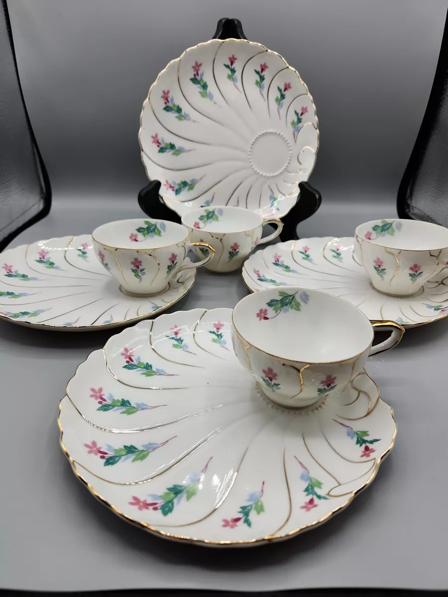 Vintage snack plates with best sale cups