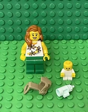Lego City Female Mom / Mother Mini Figure With Baby,feeding Bottle,baby Carrier
