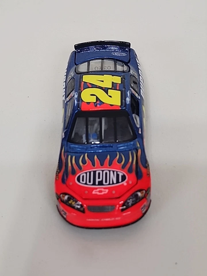 Jeff Gordon #24 Action Elite 1/64 Scale 1 Of 432 2006 - Image 4 of 4