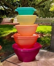 TUPPERWARE Servilier 5pc ONE TOUCH BOWLS Set ...