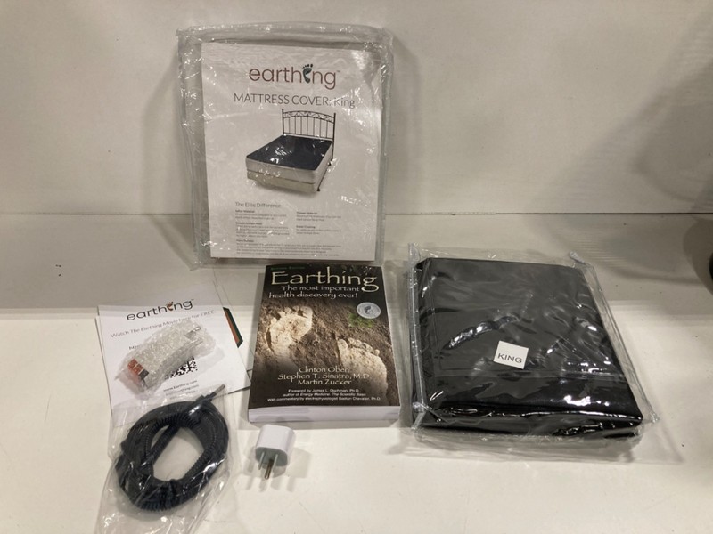 Earthing Mattress Cover In Black, king