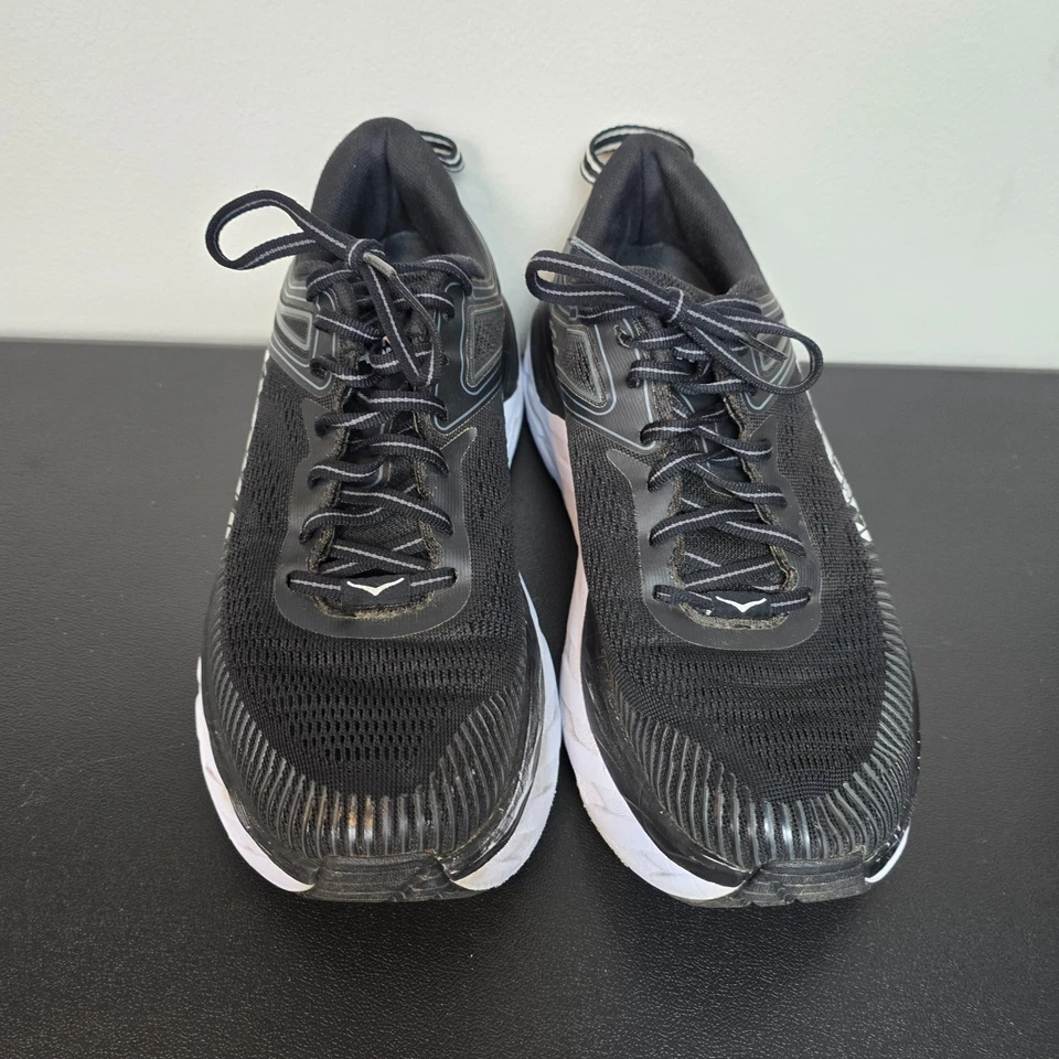 Tênis Hoka Feminino Tamanho 8 Preto Branco Bondi 7 Performance Corrida Academia - Imagem 4 de 4