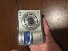 Olympus Digital Camera FE-210 7.1 MP 3x Optical Zoom Silver