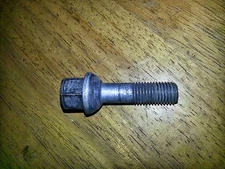 MERCEDES W203 C-CLASS 01- 07 ALLOY WHEEL LUG NUT BOLT OEM
