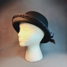 Vtg Capelli Womens Wool Hat bowler Fedora With grosgrain ribbon Bow braided trim