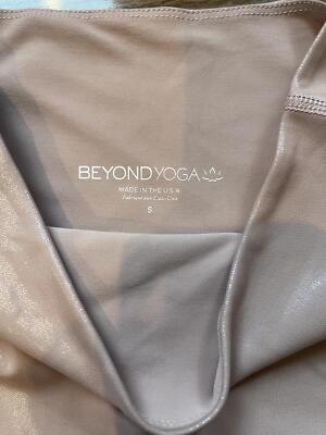 Pearlescent light pink beyond yoga leggings 