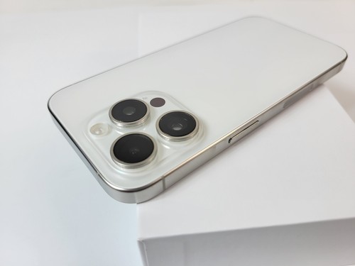 Apple iPhone 15 Pro 256gb ( Unlocked) US E-Sim Version Good - Afbeelding 9 van 21