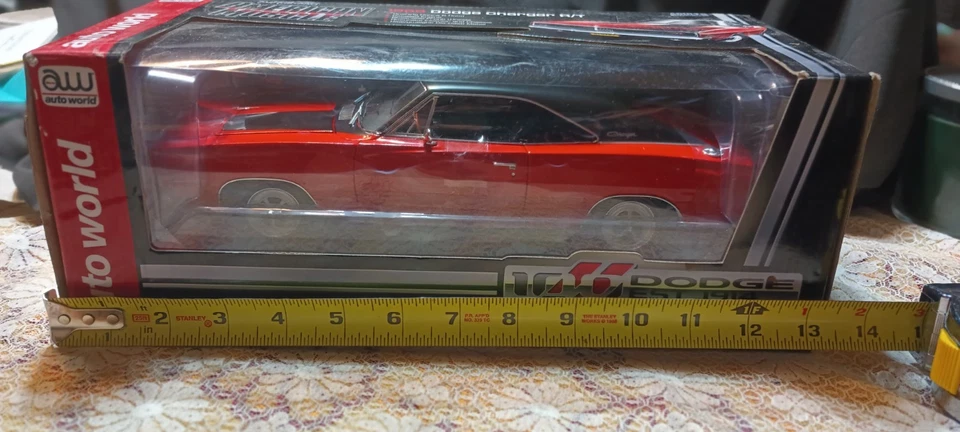 1969 Красный Dodge Charger R/T Auto World, в коробке, никогда не снимался!!!!! - Изображение 2 из 4
