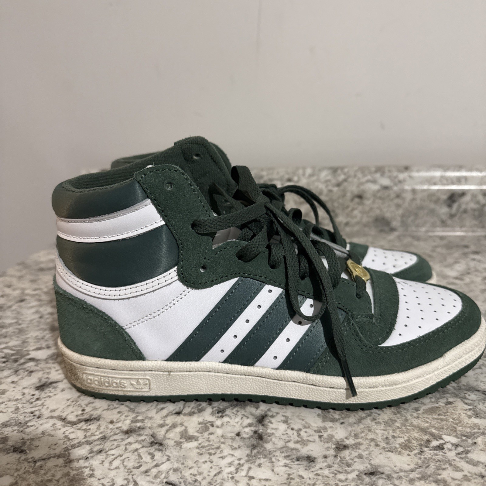 Adidas  WMNS TOP TEN RB 'GREEN OXIDE' Size 7.5