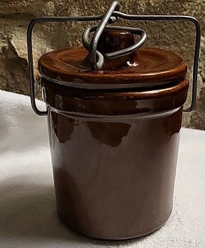 VINTAGE Brown Crocks Glaze Cheese/Butter/ Start w/Locking Wire Bail Lid. (2) - Picture 5 of 16