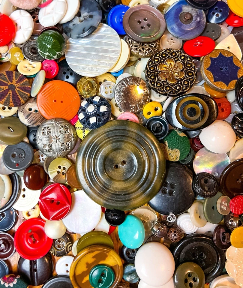 3LB+ Antique Vintage Button Lot Victorian Glass Celluloid MOP Colt Bakelite Vtg - Image 2 of 4